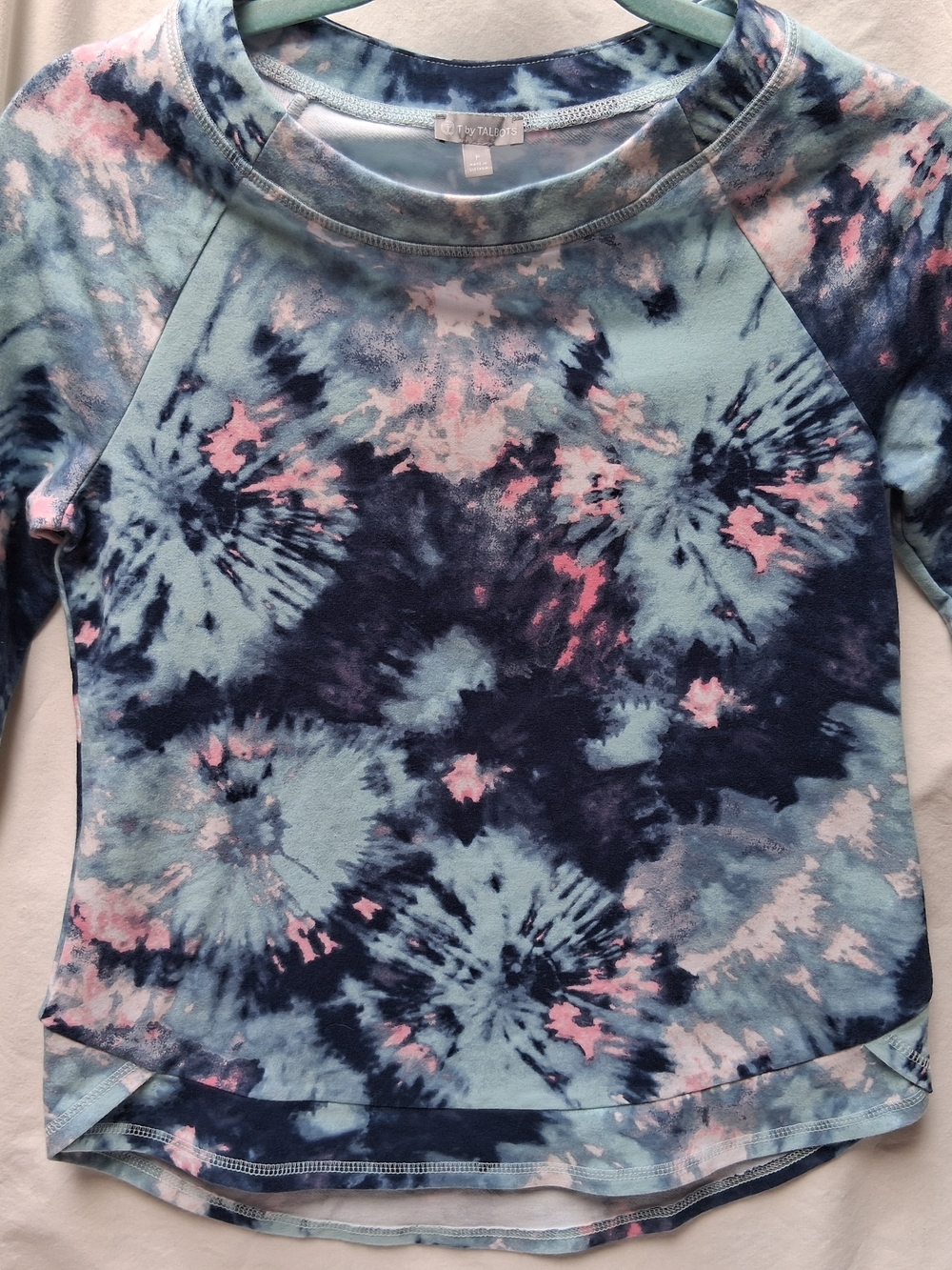 Talbots Blue and Pink Tie-Dye Raglan Sweatshirt